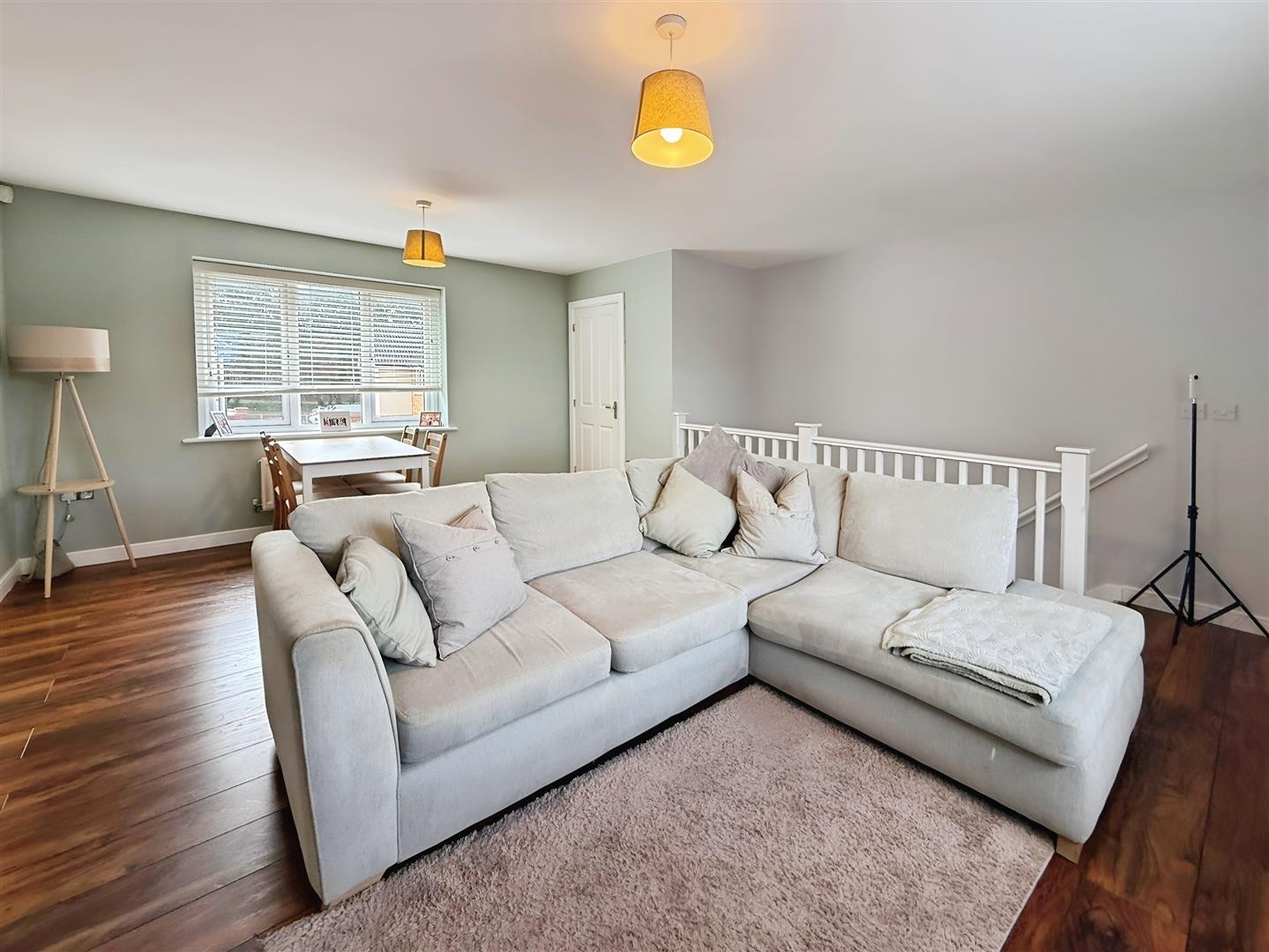 Warwick Crescent, Basildon